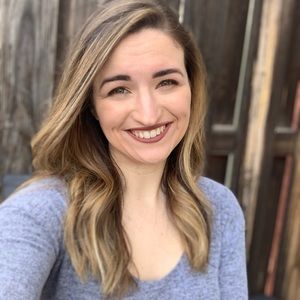 Meet your Posher, Ashley